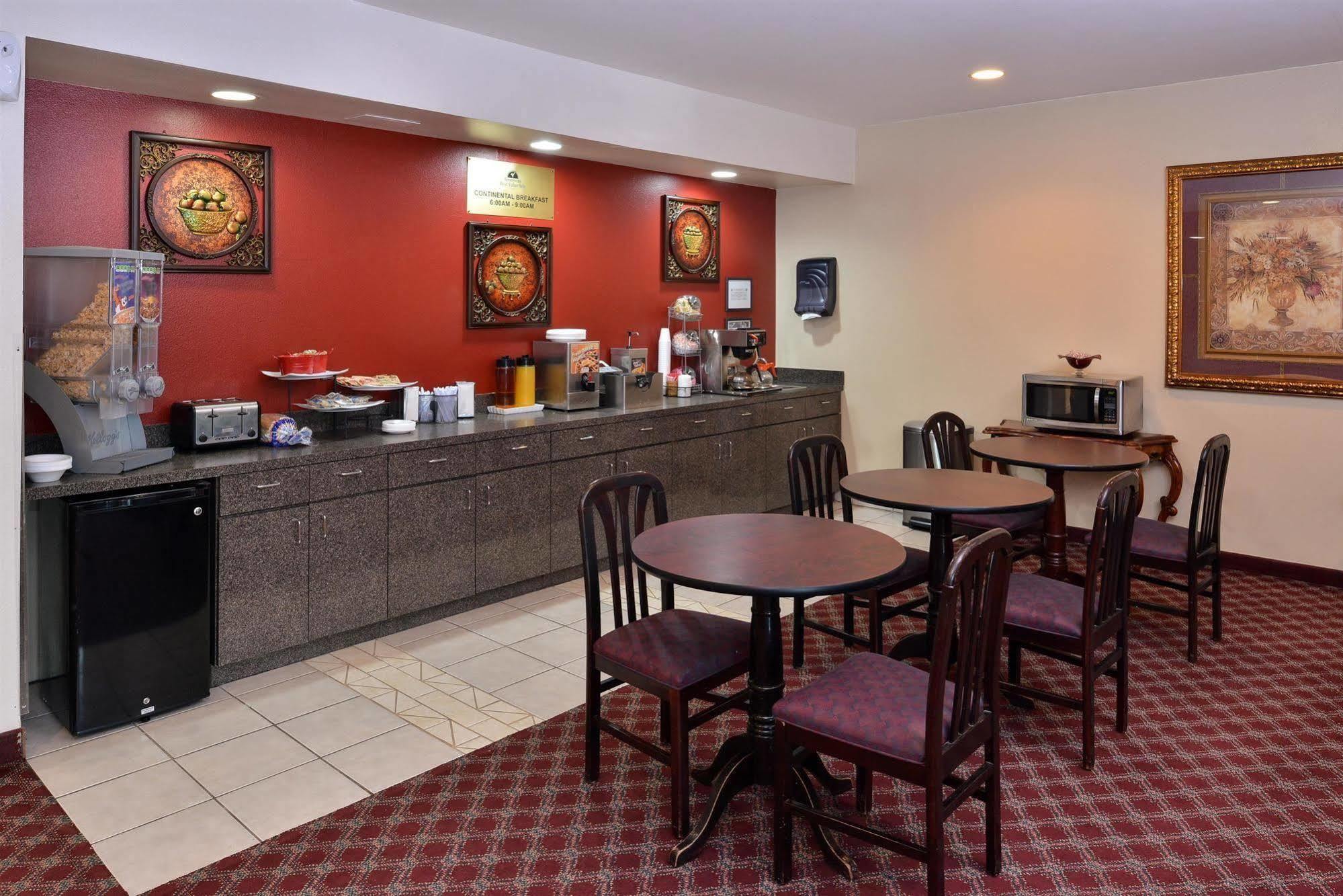 Americas Best Value Inn Somerville Texas Exteriér fotografie